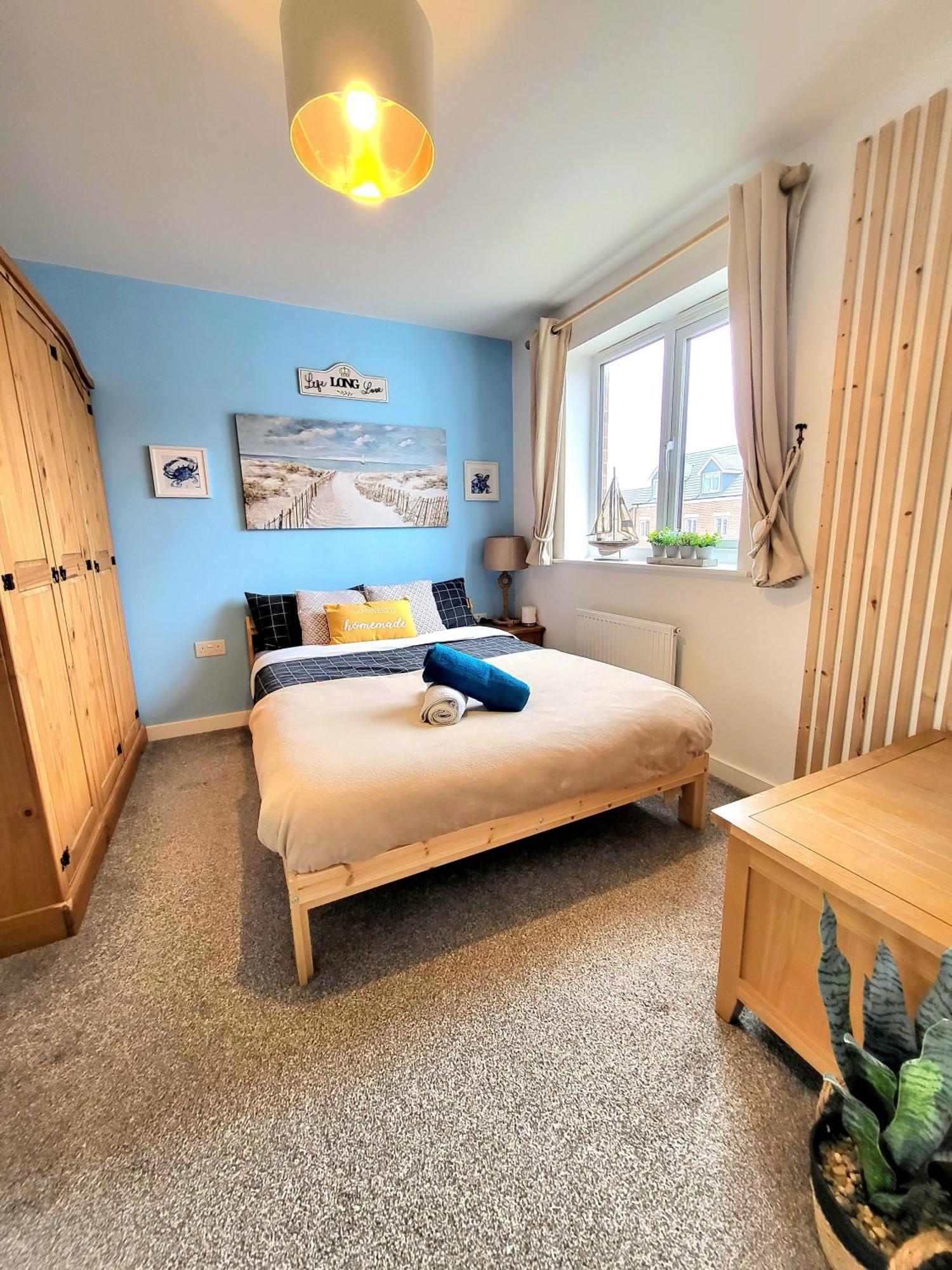 Seaside Beach Themed Home With Garden And Driveway リザム・セント・アンズ エクステリア 写真